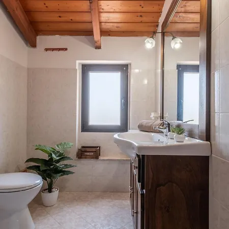 Vintage By Propertize * Riola Sardo